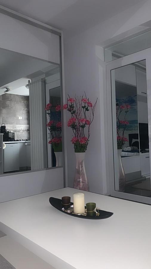 Marisole Apartment คอนสตันซา ภายนอก รูปภาพ